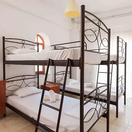 Hostel And Beds
